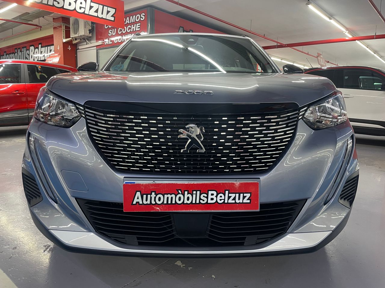 peugeot 2008 2023 / foto grande (2)