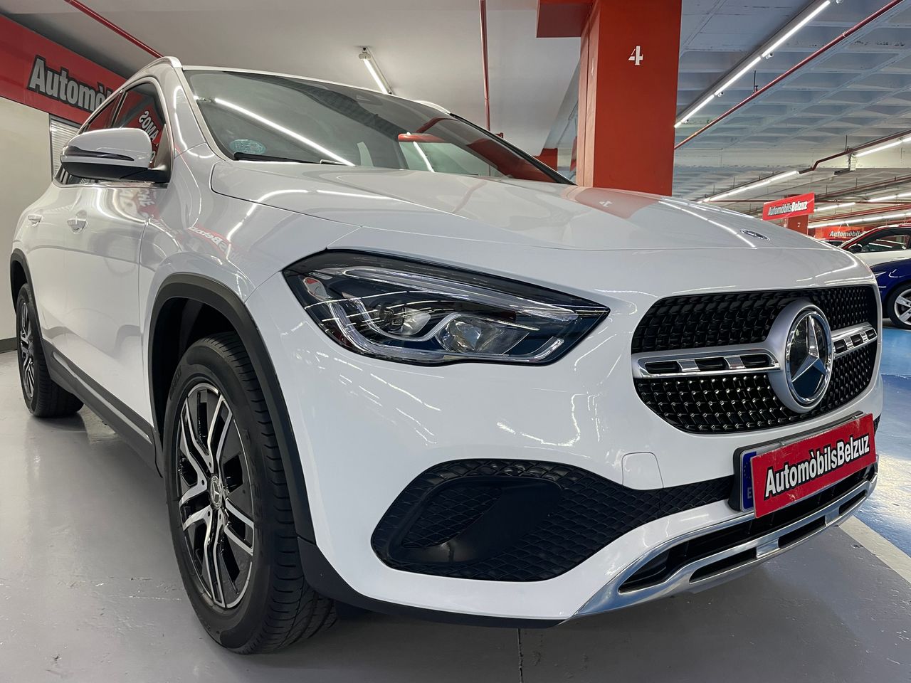 mercedes gla 2023 / foto grande (3)