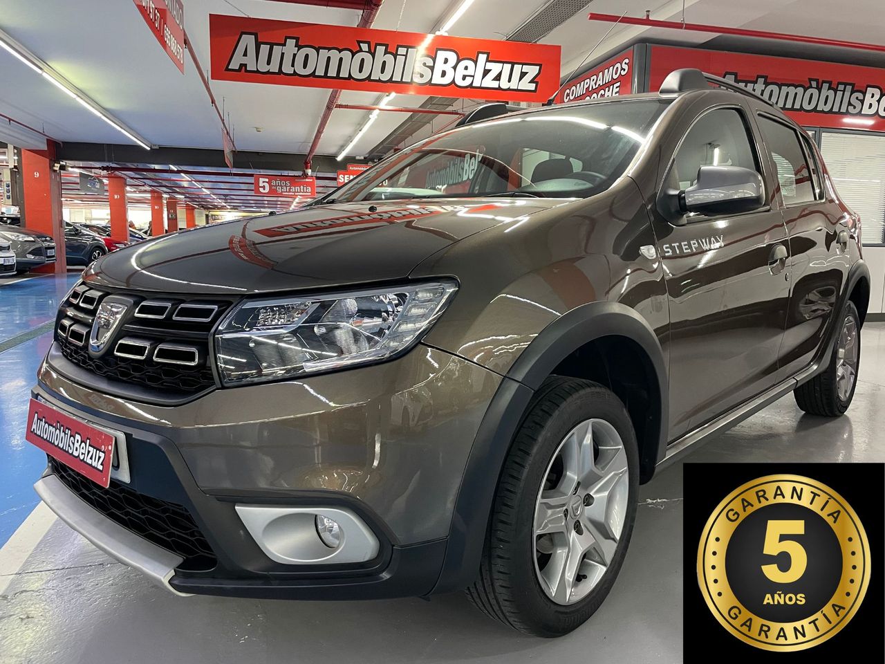 Dacia  de segunda mano - dacia sandero 2019 /