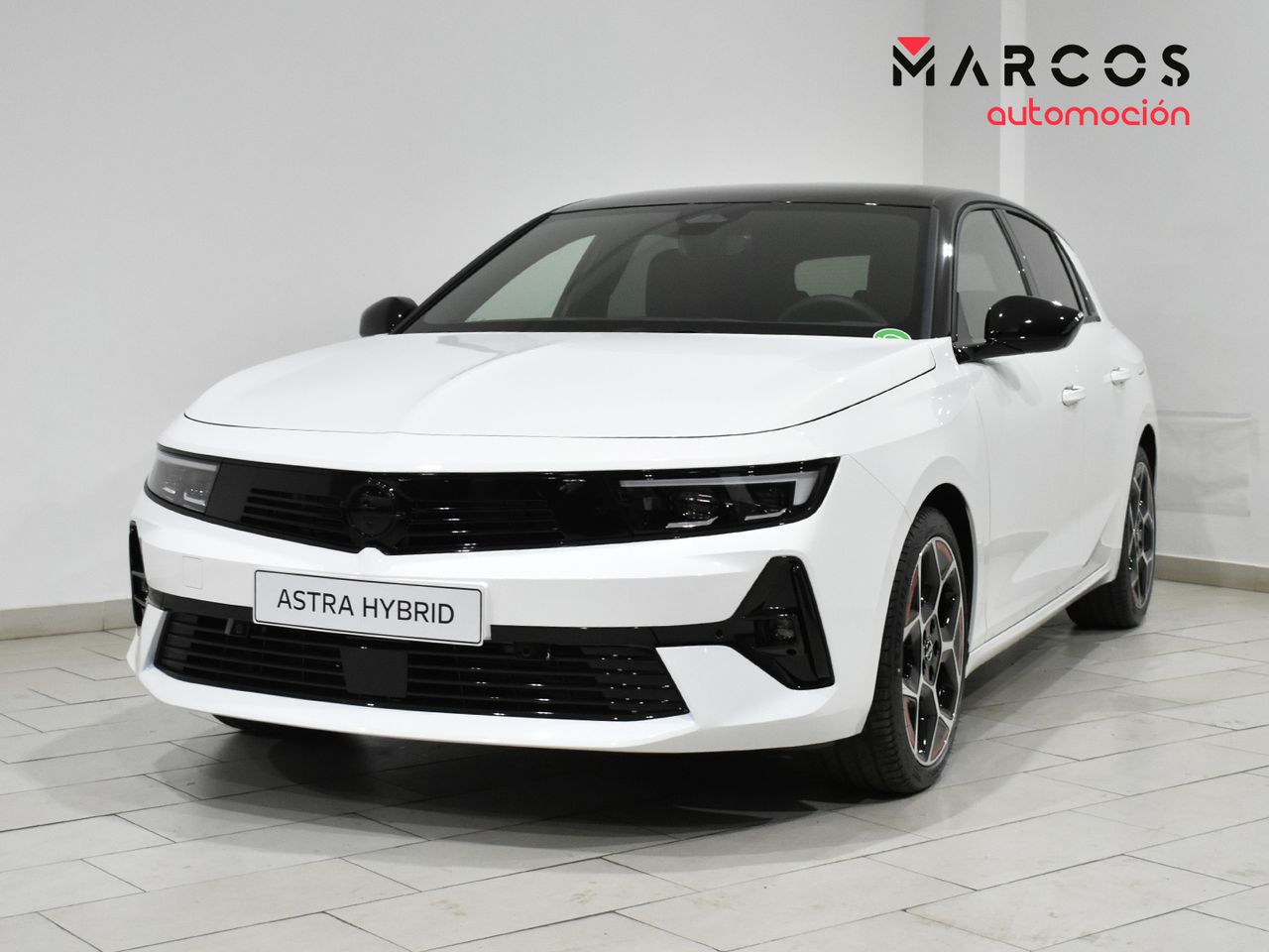 Servicio de ayudantes de carga  de segunda mano - opel astra 2023 /