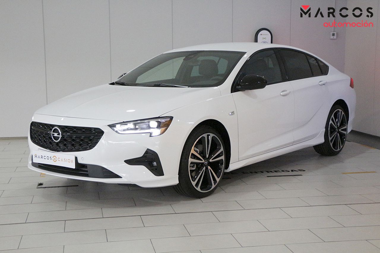 Opel insignia automatico diesel  de segunda mano - opel insignia  2022 /