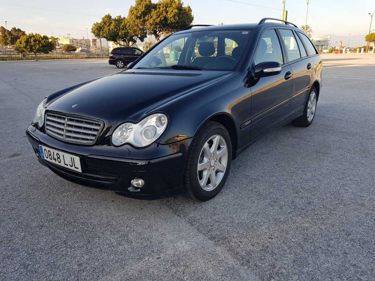Mercedes Benz Clase C Estate ocasión segunda mano 2005 Diésel por 6.500€ en Málaga