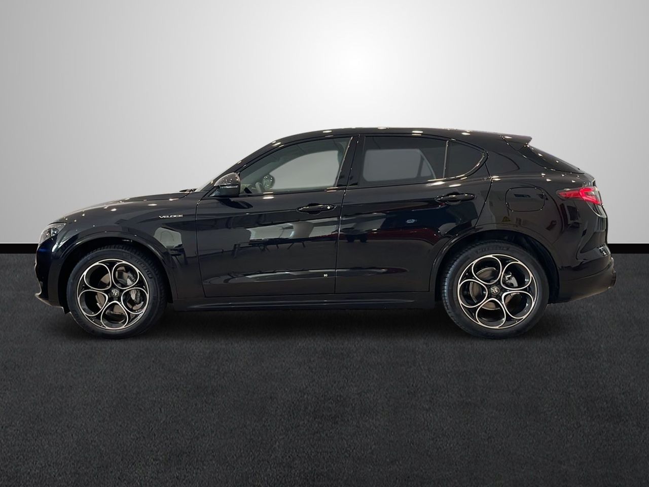 alfa romeo stelvio 2024 / foto grande (2)