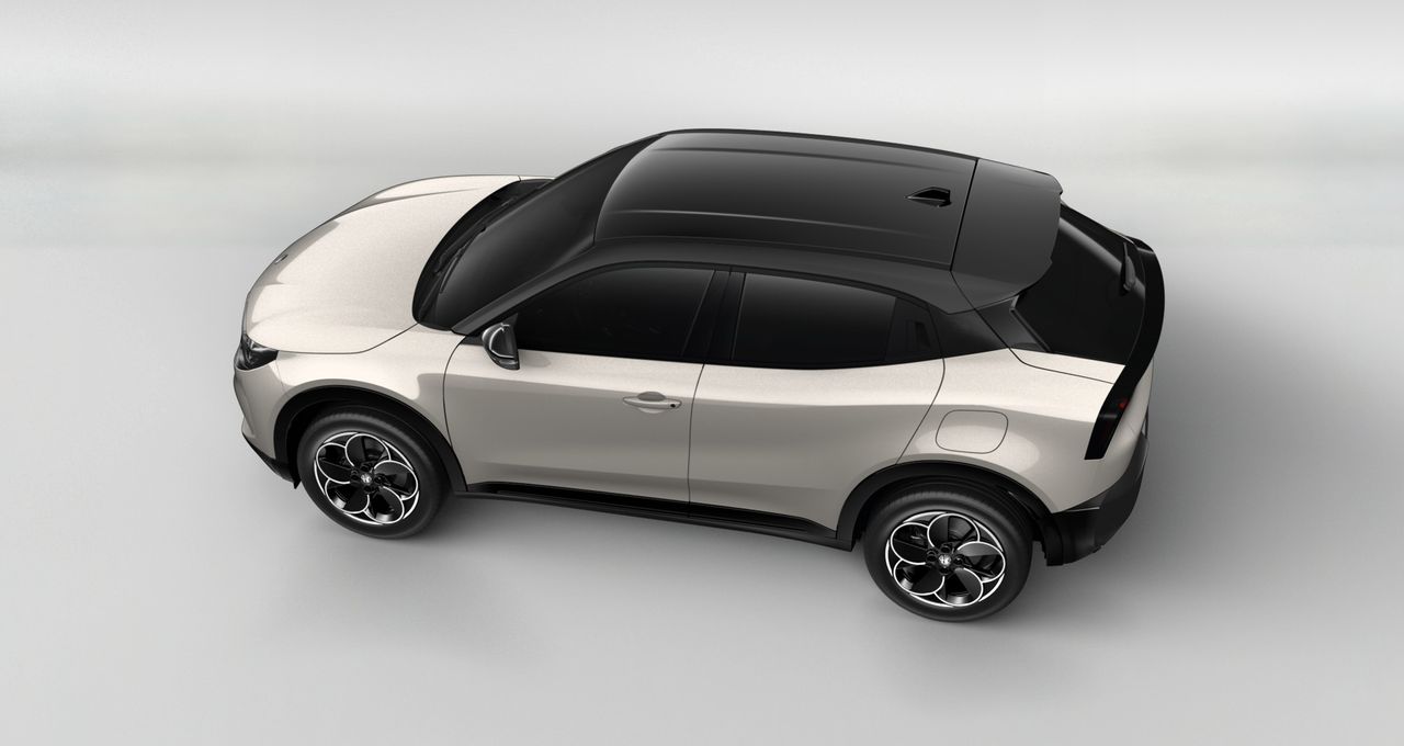 alfa romeo junior 2024 / foto grande (2)