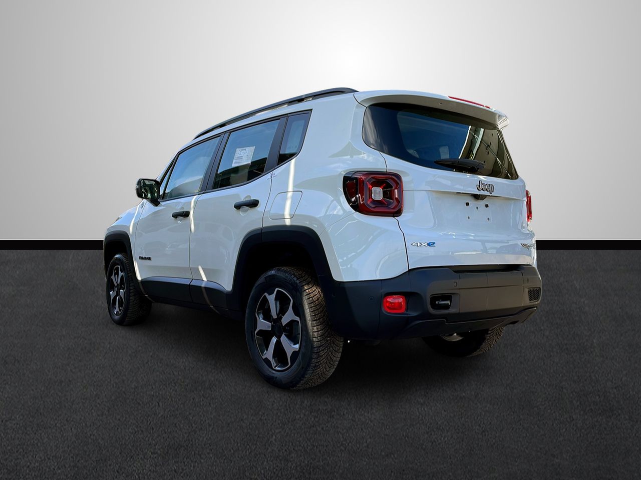 jeep renegade 2024 / foto grande (3)