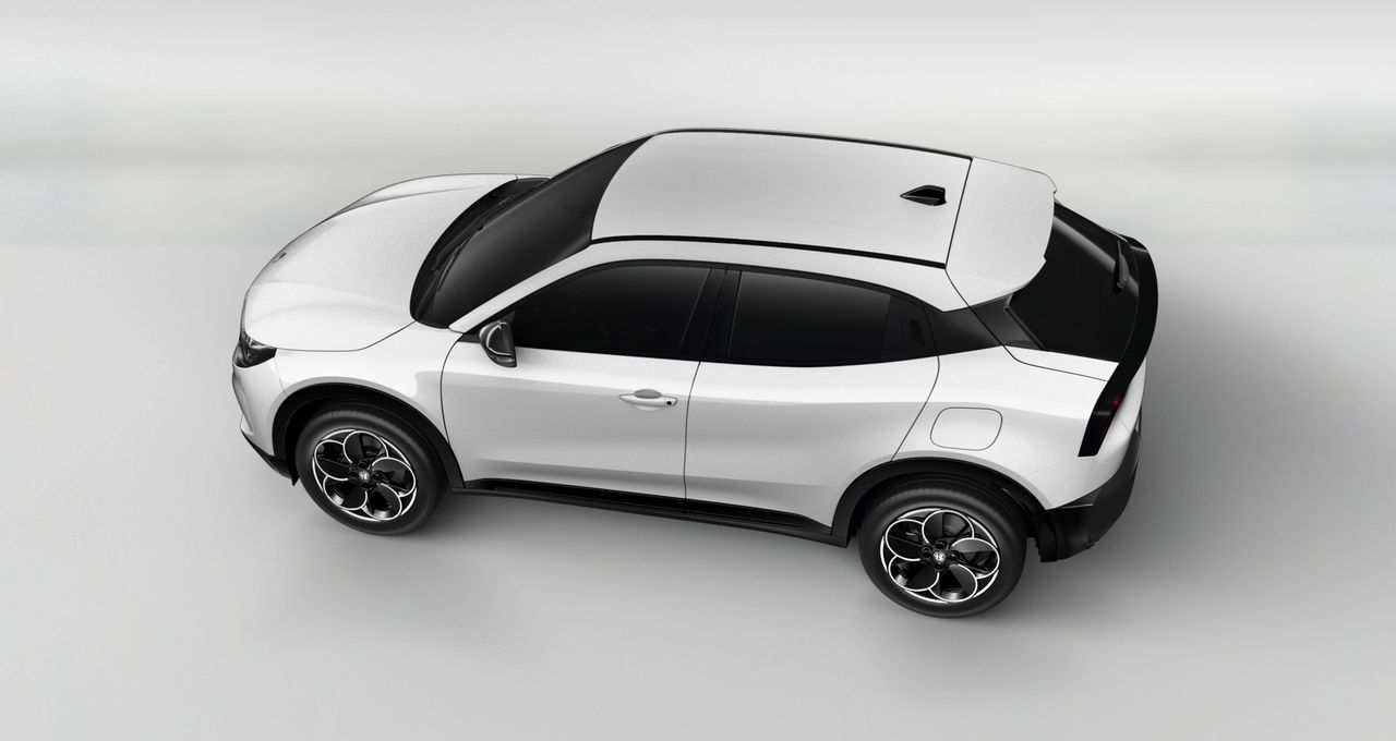 alfa romeo junior 2025 / foto grande (3)