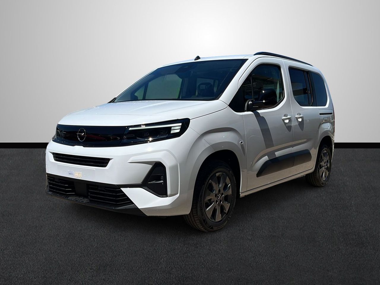 Llanta 13 usada  de segunda mano - opel combo 2024 /