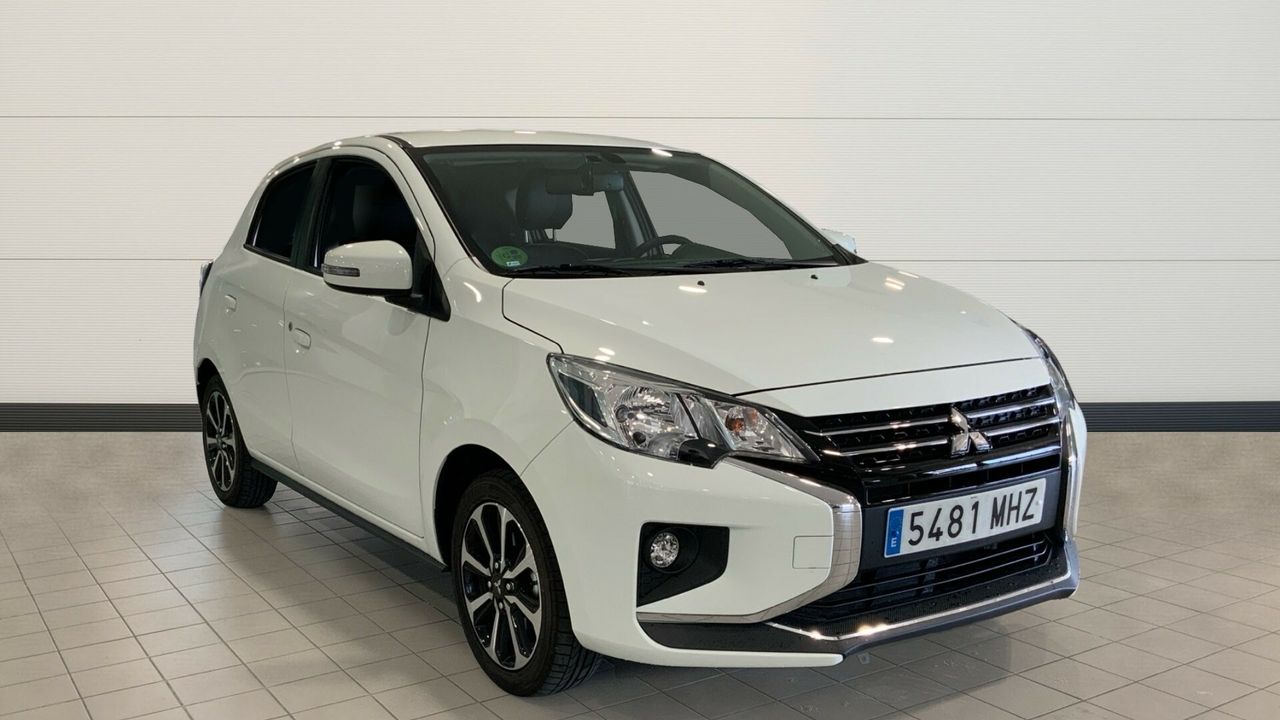 mitsubishi space star 2023 /