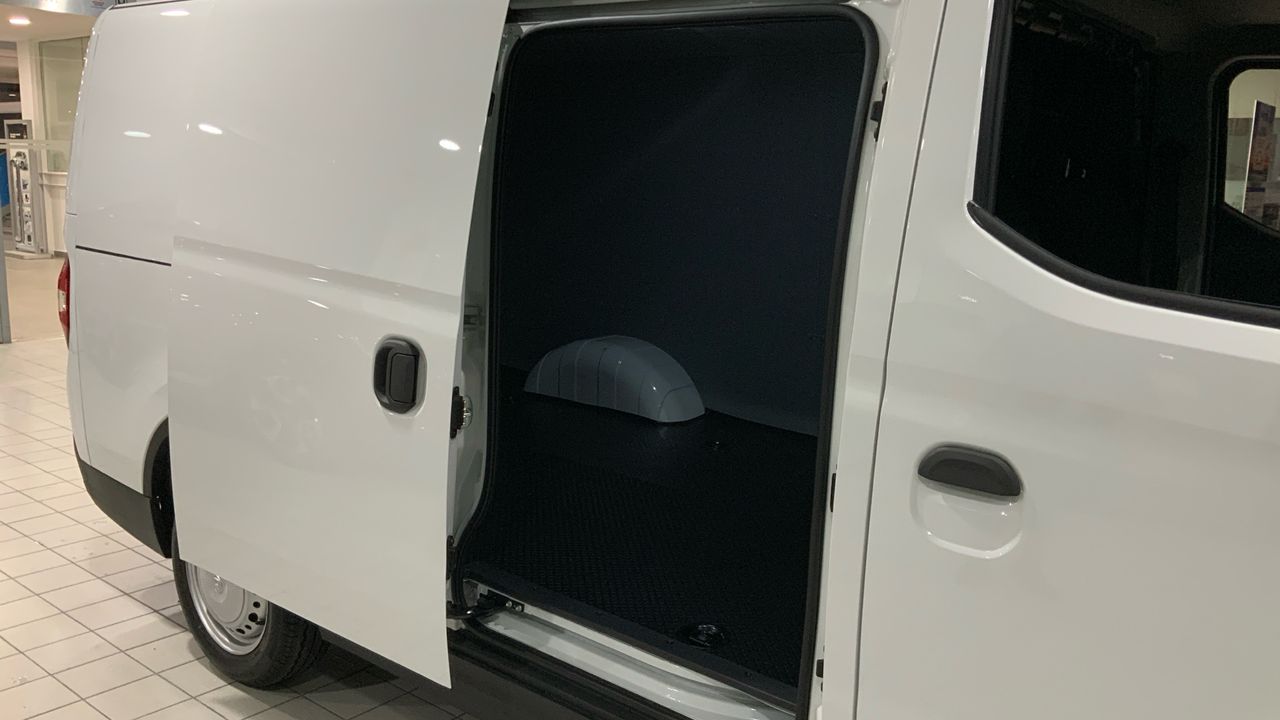 Maxus eDeliver 3 BEV 50KWH AUTO LWB 122 4P