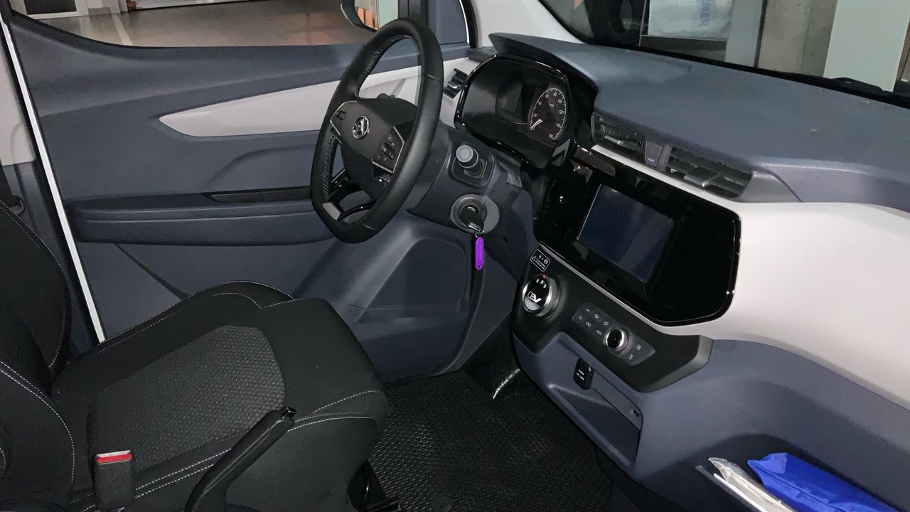 Maxus eDeliver 3 BEV 50KWH AUTO LWB 122 4P