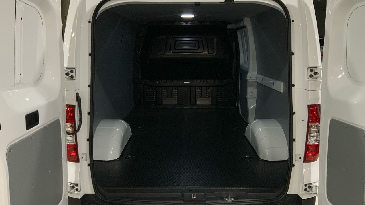 Maxus eDeliver 3 BEV 50KWH AUTO LWB 122 4P