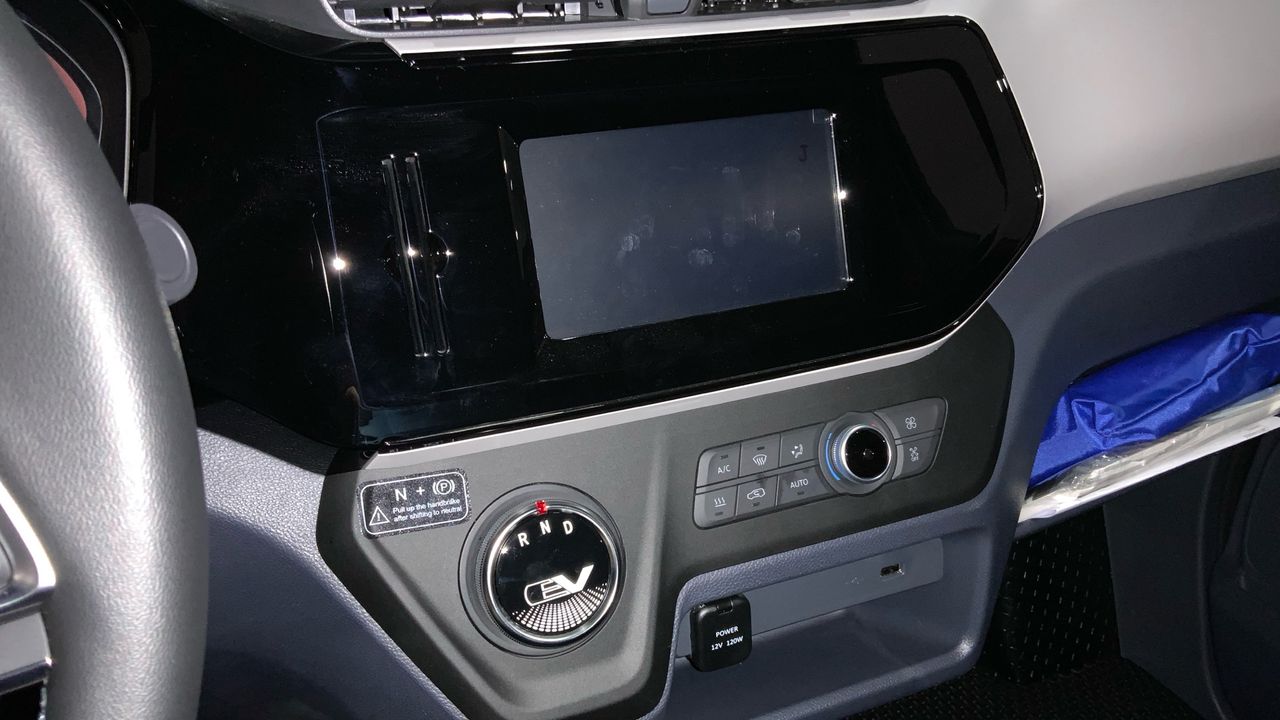 Maxus eDeliver 3 BEV 50KWH AUTO LWB 122 4P