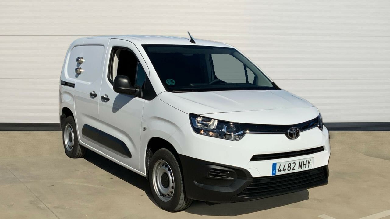 Toyota Proace City 1.5D 75KW GX PLUS MWB 650KG 102 4P