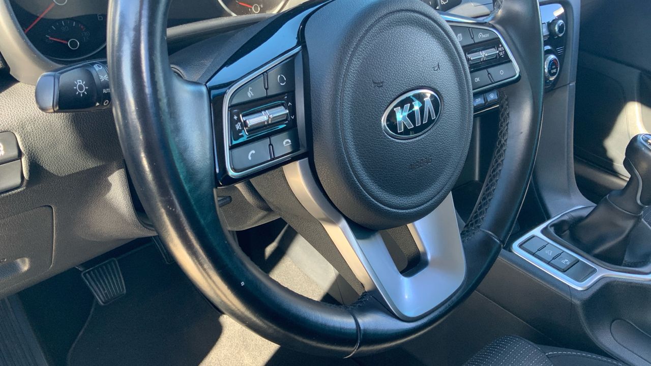 Kia Sportage 1.6 MHEV 100KW DRIVE PLUS 2WD 136 5P