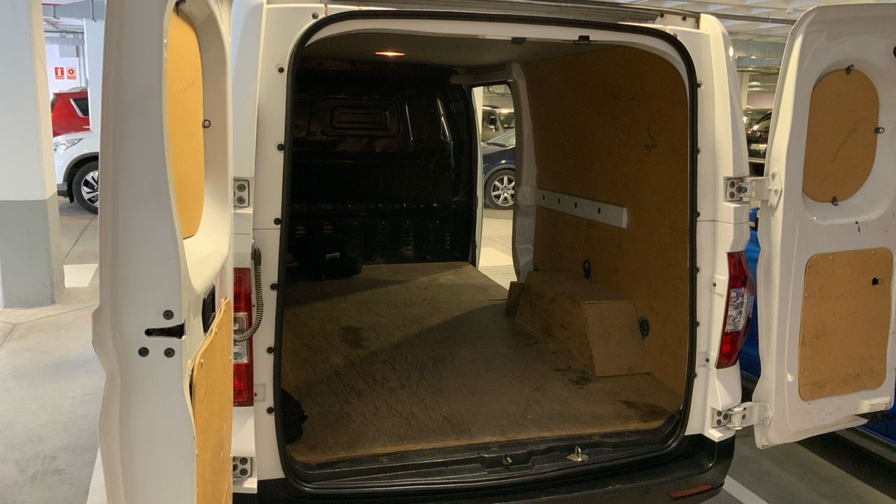 Maxus eDeliver 3 BEV 35KWH AUTO LWB 122 4P