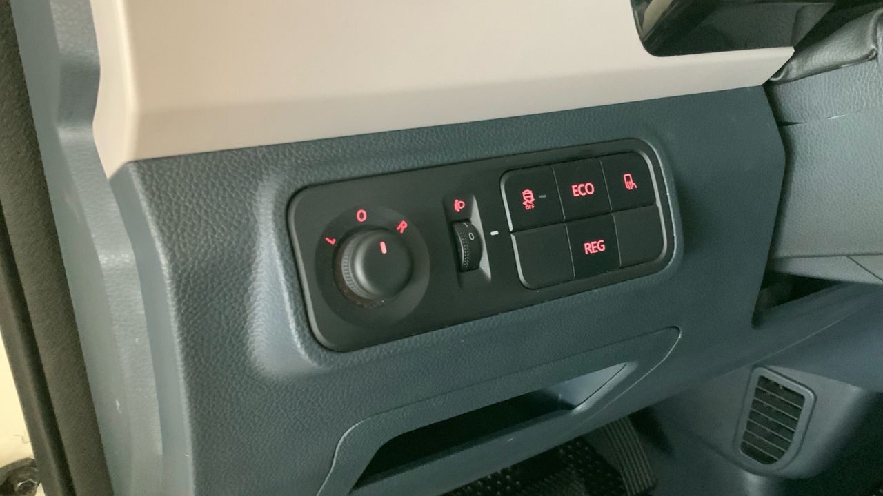 Maxus eDeliver 3 BEV 35KWH AUTO LWB 122 4P