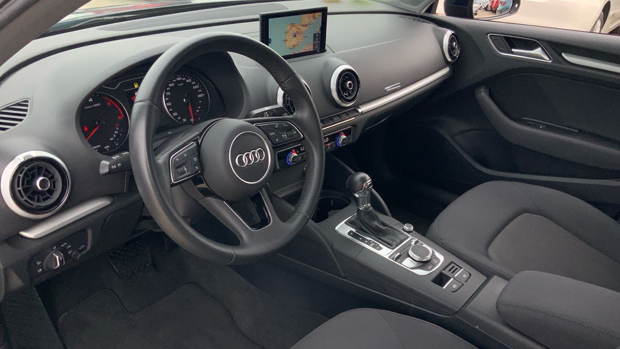 Audi A3 2.0 35 TDI S TRONIC 150 4P
