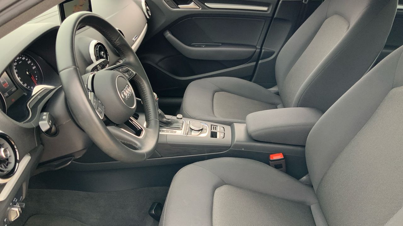 Audi A3 2.0 35 TDI S TRONIC 150 4P