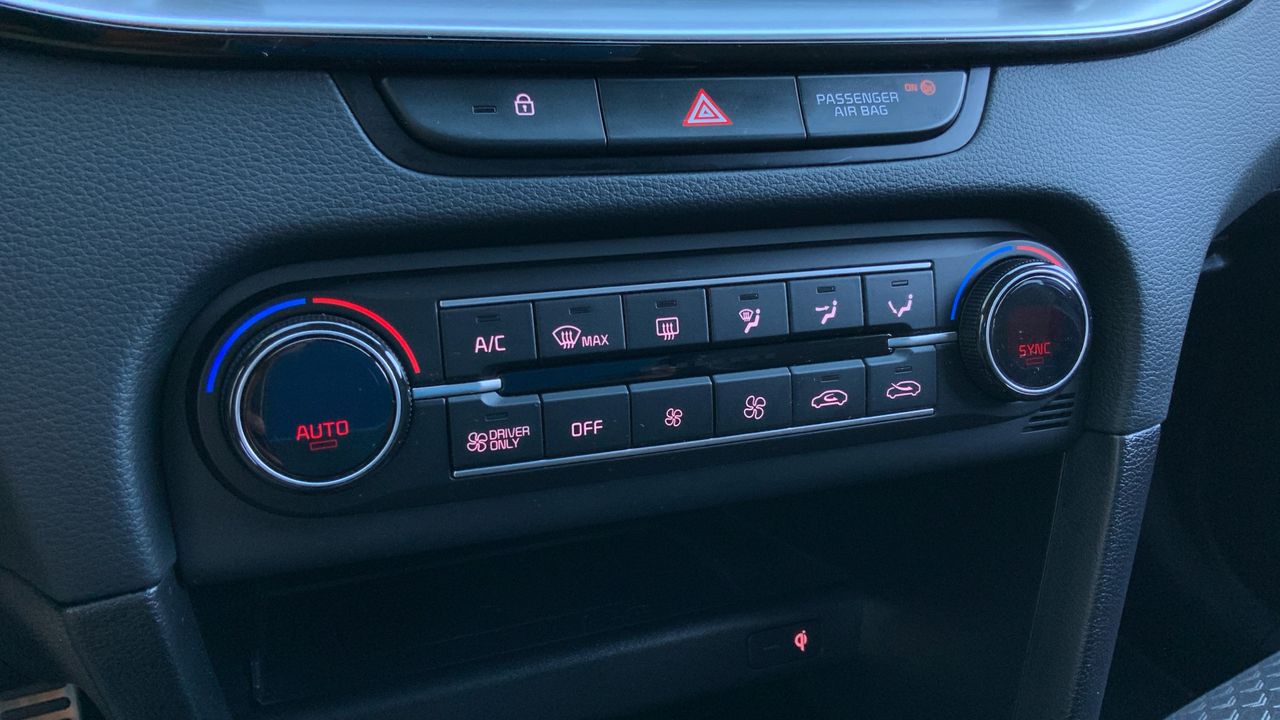 Kia XCeed 1.6 GDI PHEV EMOTION 141 5P