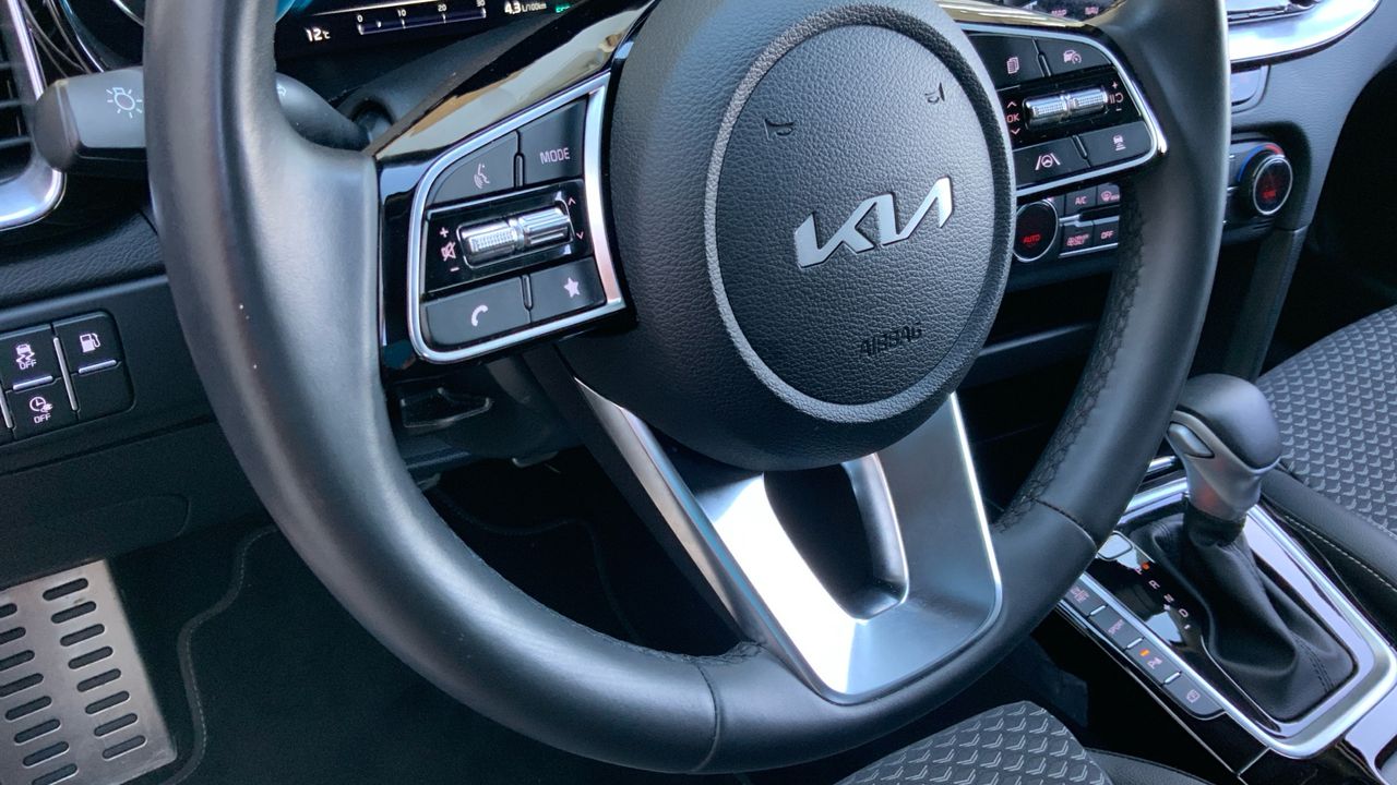 Kia XCeed 1.6 GDI PHEV EMOTION 141 5P