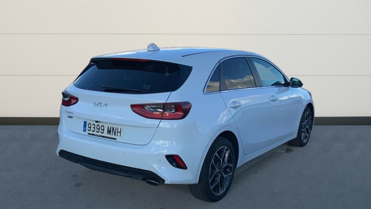 Kia Ceed 1.6 MHEV 100KW TECH 136 5P