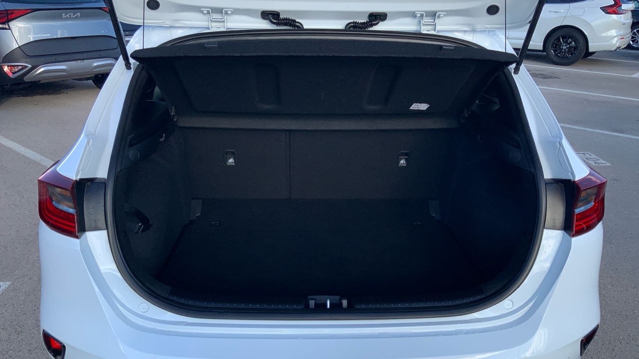 Kia Ceed 1.6 MHEV 100KW TECH 136 5P