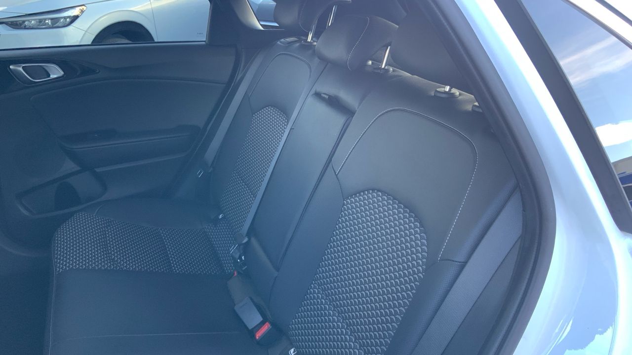 Kia Ceed 1.6 MHEV 100KW TECH 136 5P