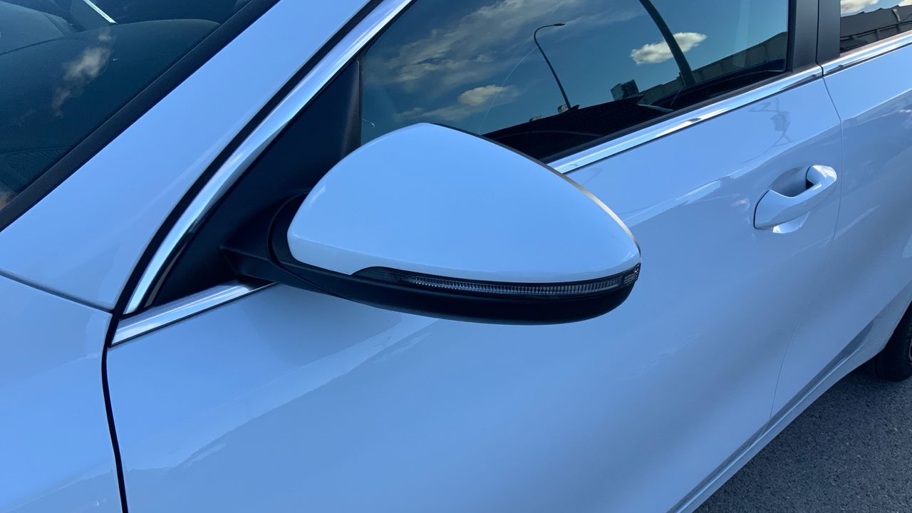 Kia Ceed 1.6 MHEV 100KW TECH 136 5P