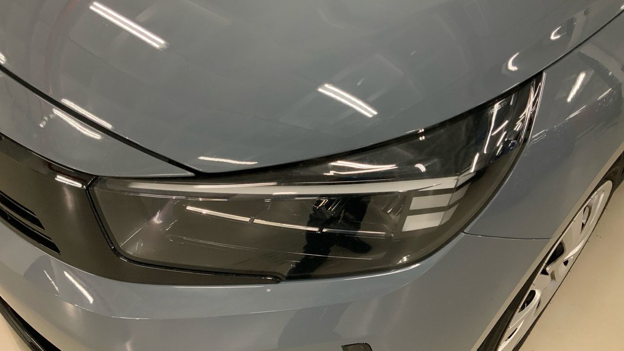 Opel Corsa 1.2T XHL 74KW EDITION 100 5P
