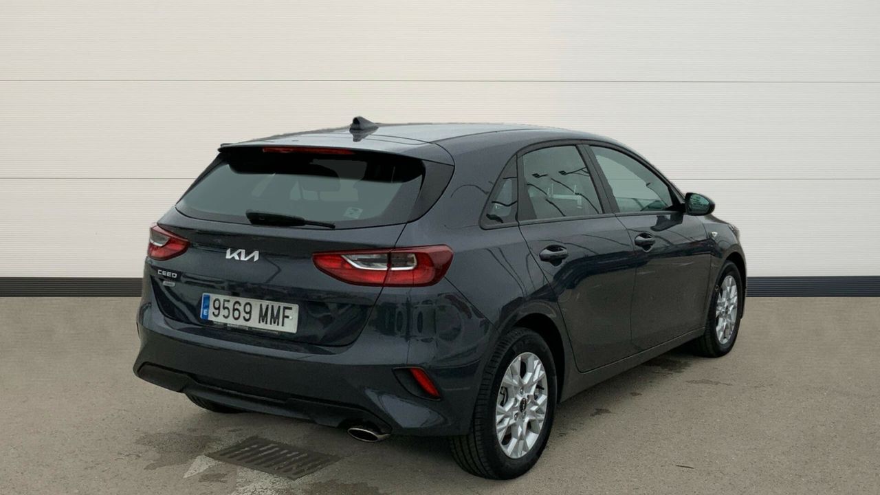 Kia Ceed 1.6 MHEV 100KW CONCEPT 136 5P