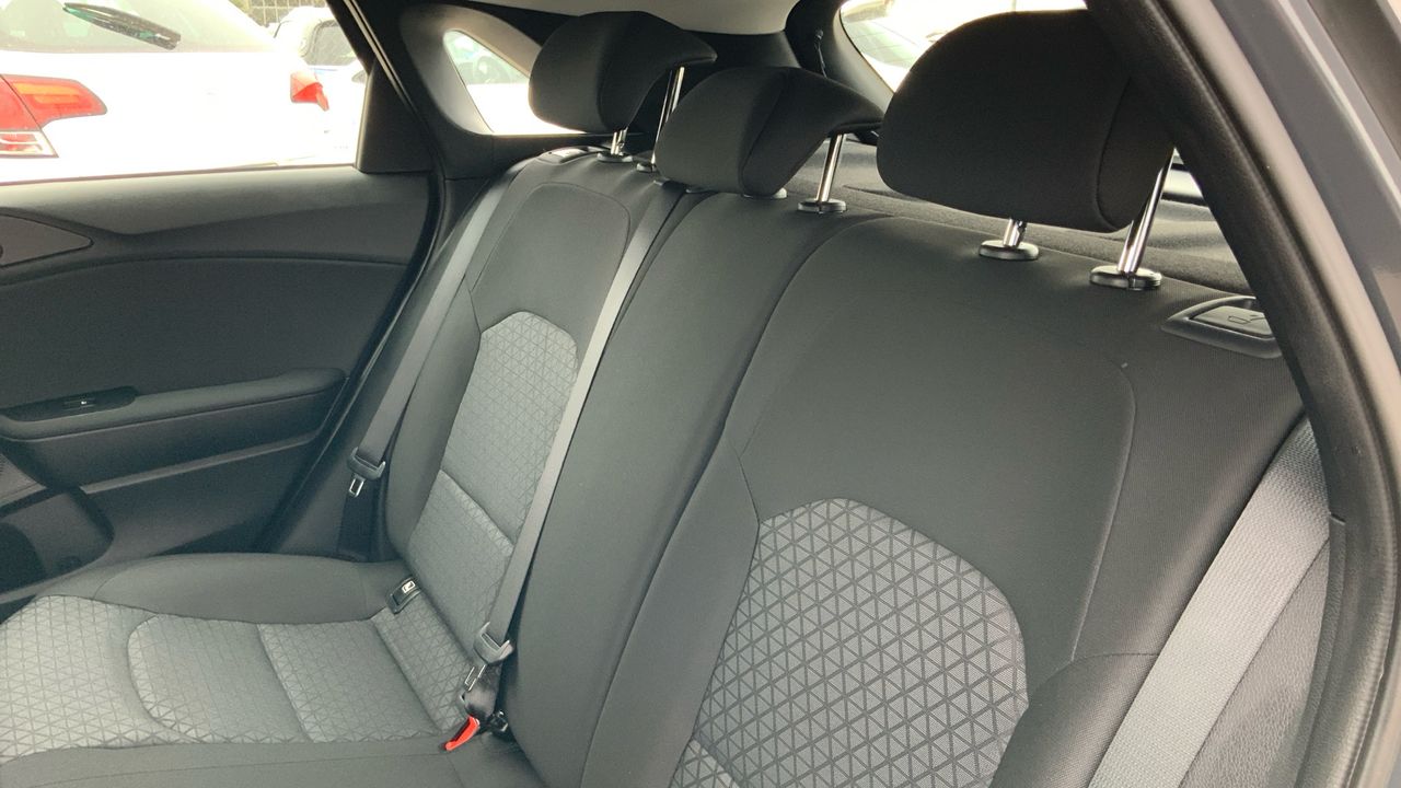 Kia Ceed 1.6 MHEV 100KW CONCEPT 136 5P