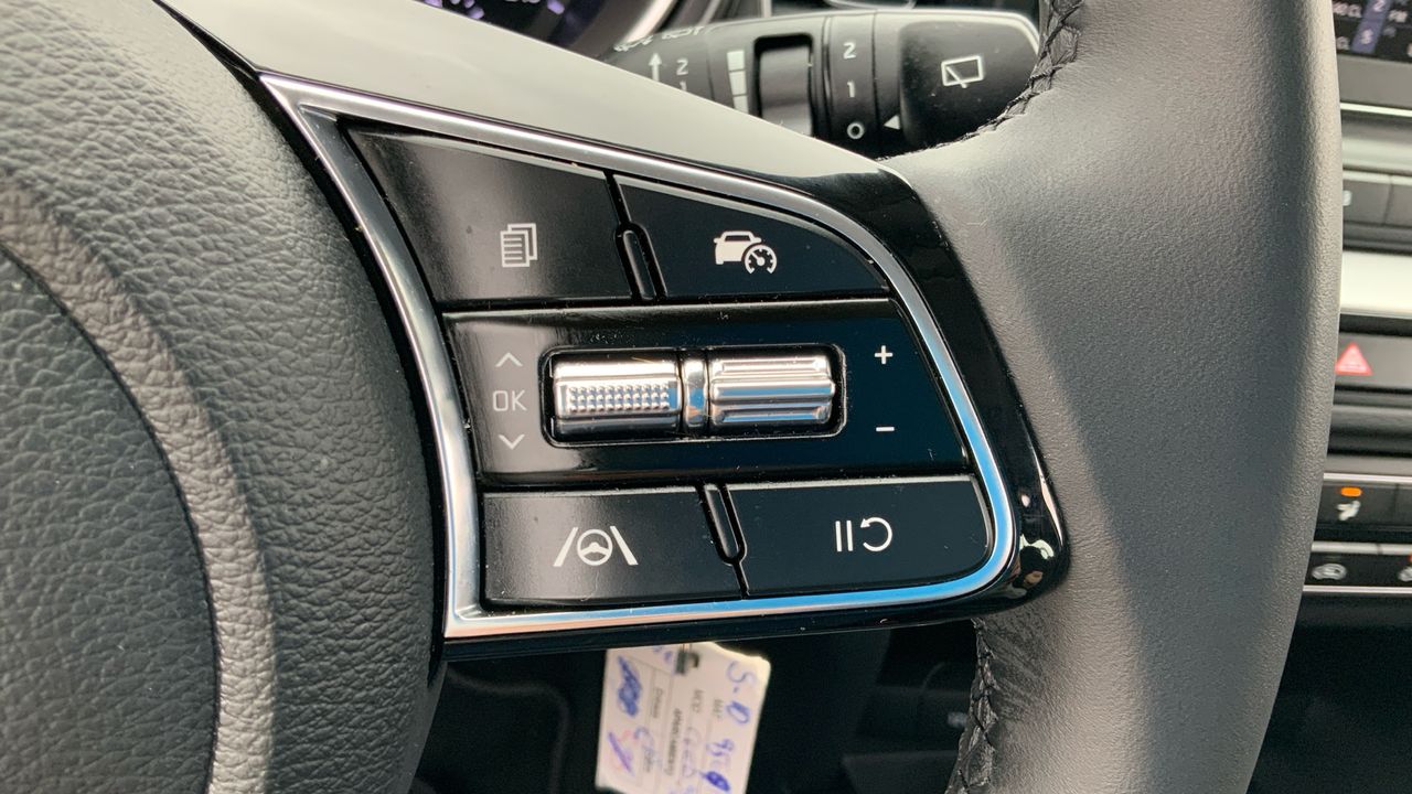 Kia Ceed 1.6 MHEV 100KW CONCEPT 136 5P