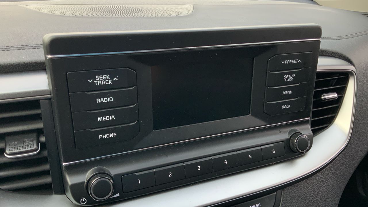 Kia Ceed 1.6 MHEV 100KW CONCEPT 136 5P