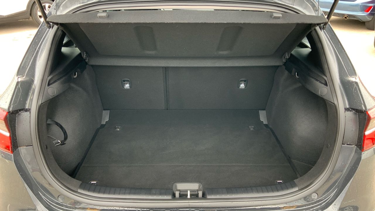 Kia Ceed 1.6 MHEV 100KW CONCEPT 136 5P