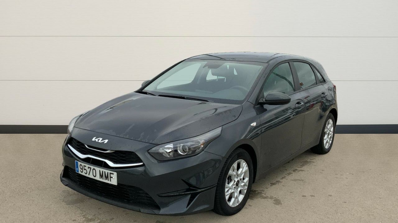 Kia Ceed 1.6 MHEV 100KW CONCEPT 136 5P