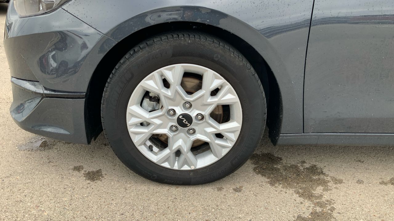 Kia Ceed 1.6 MHEV 100KW CONCEPT 136 5P