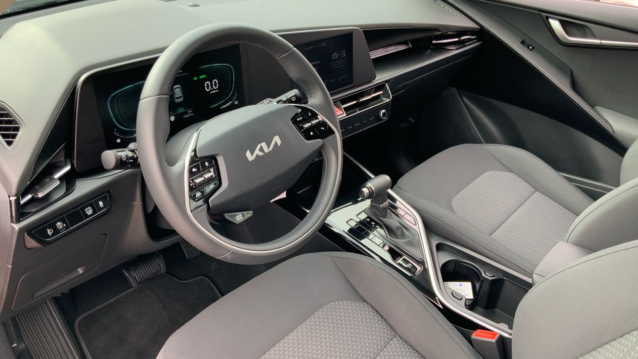 Kia Niro 1.6 GDI HEV CONCEPT 141 5P