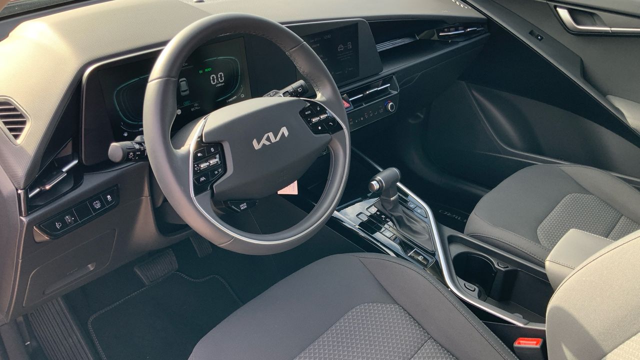 Kia Niro 1.6 GDI HEV CONCEPT 141 5P