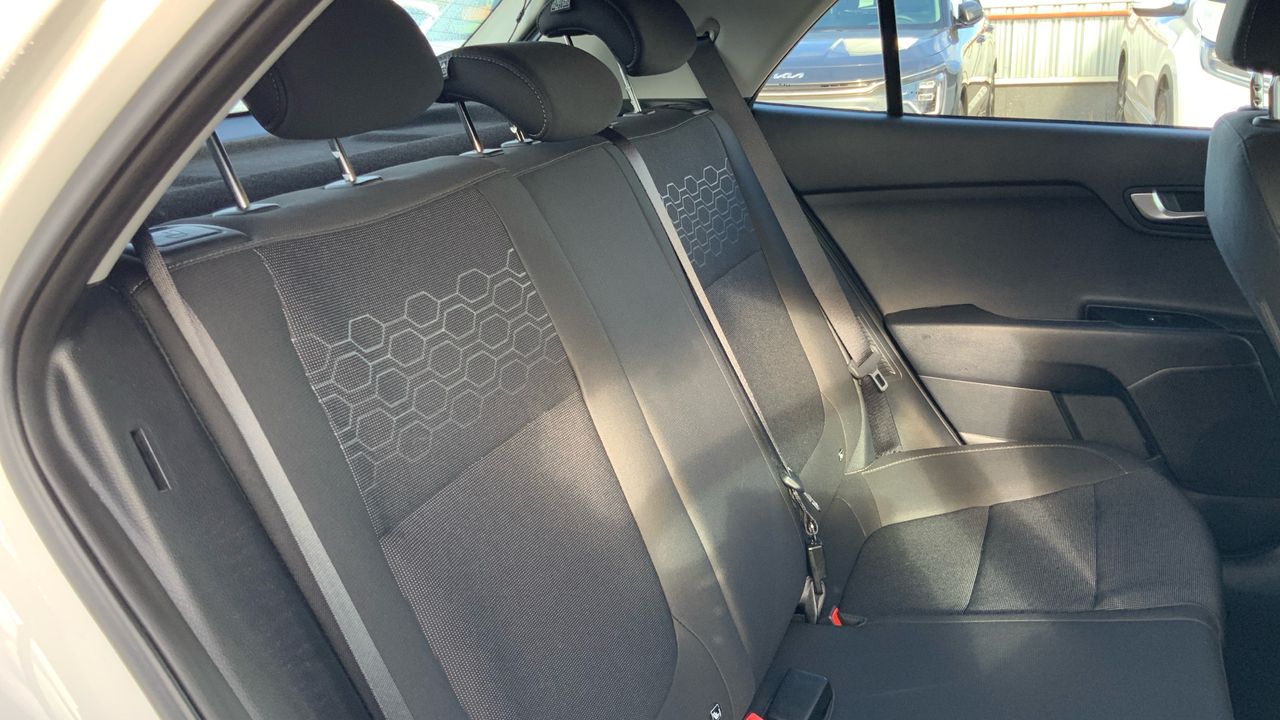 Kia Rio 1.0 T-GDI MHEV IMT 74KW DRIVE 100 5P