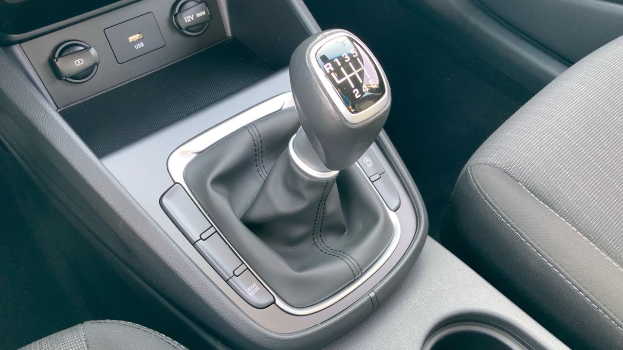 Hyundai Kona 1.0 TGDI MHEV MAXX 2WD 120 5P