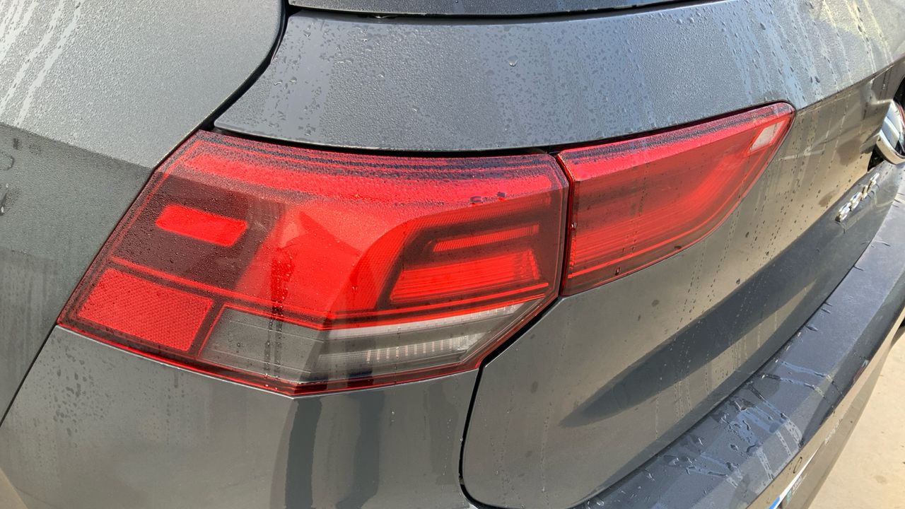 Volkswagen Golf 1.5 TSI 110KW R-LINE 150 5P