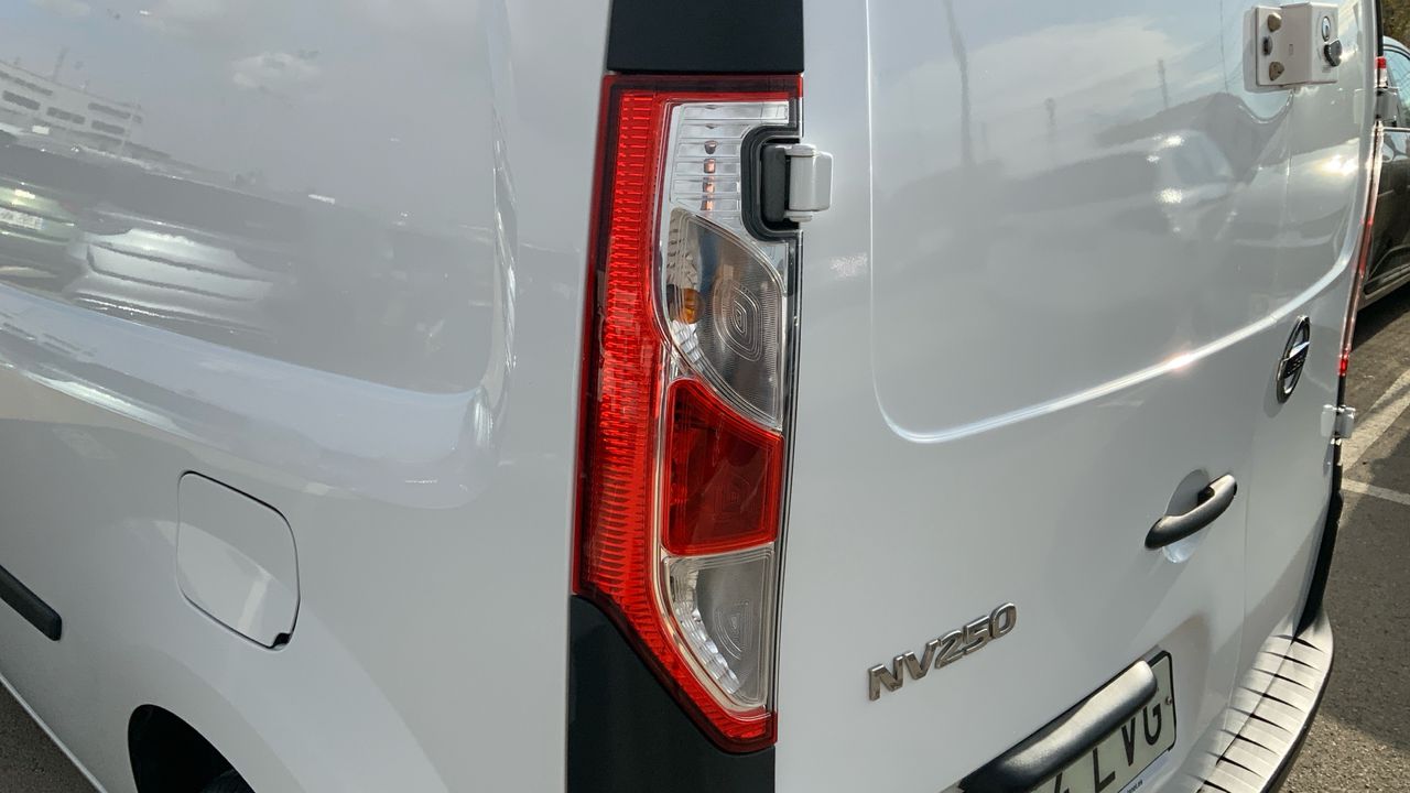 Nissan NV250 1.5 DCI 59KW L1H1 OPTIMA 80 4P
