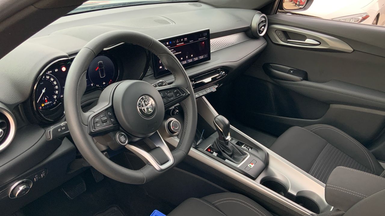 Alfa Romeo Tonale 1.5 MHEV 96KW DCT SUPER 130 5P