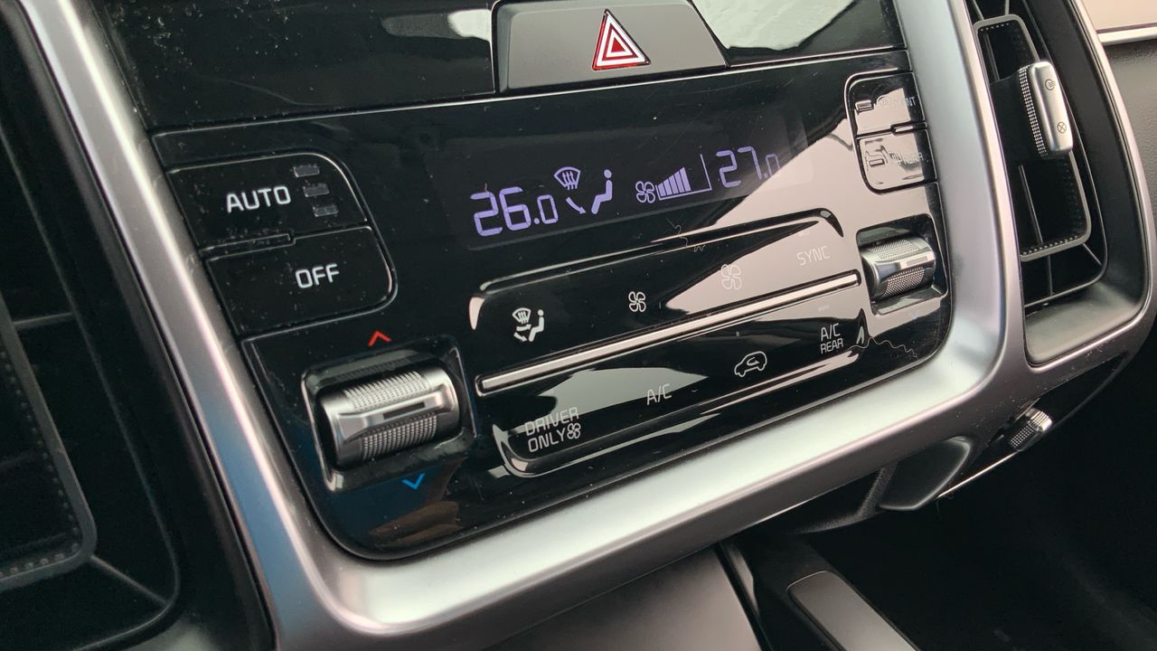 Kia Sorento 1.6 T-GDI PHEV DRIVE AUTO 4WD 265 5P 7 Plazas