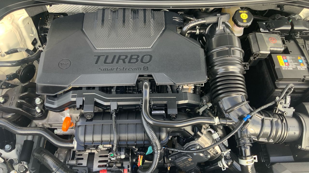 Kia Rio 1.0 T-GDI MHEV IMT 74KW DRIVE 100 5P