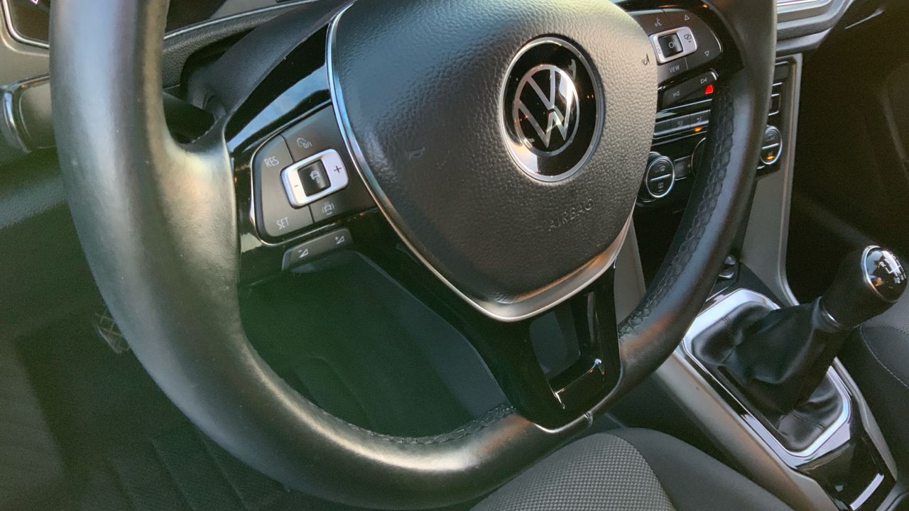 Volkswagen T-Roc 1.0 TSI 85KW ADVANCE 115 5P