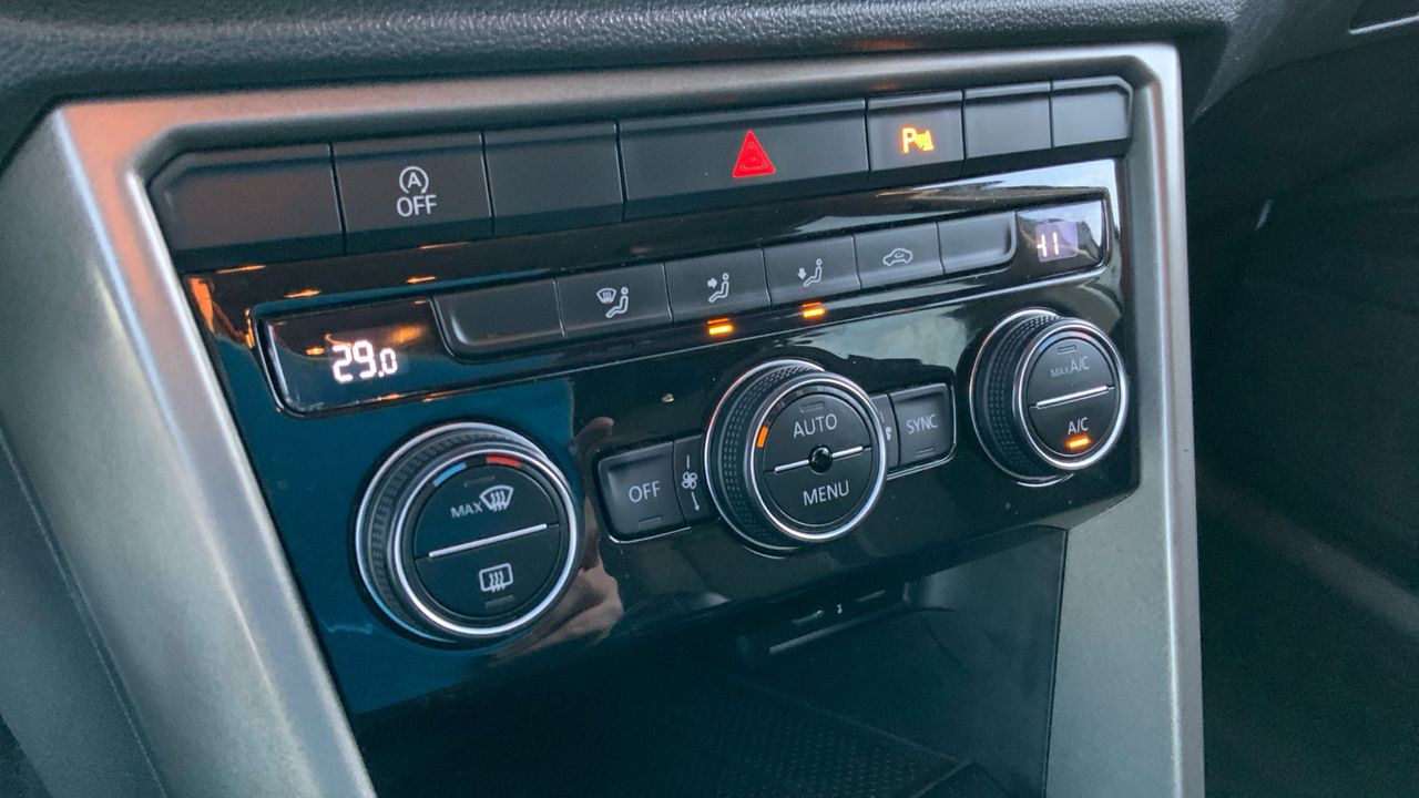 Volkswagen T-Roc 1.0 TSI 85KW ADVANCE 115 5P
