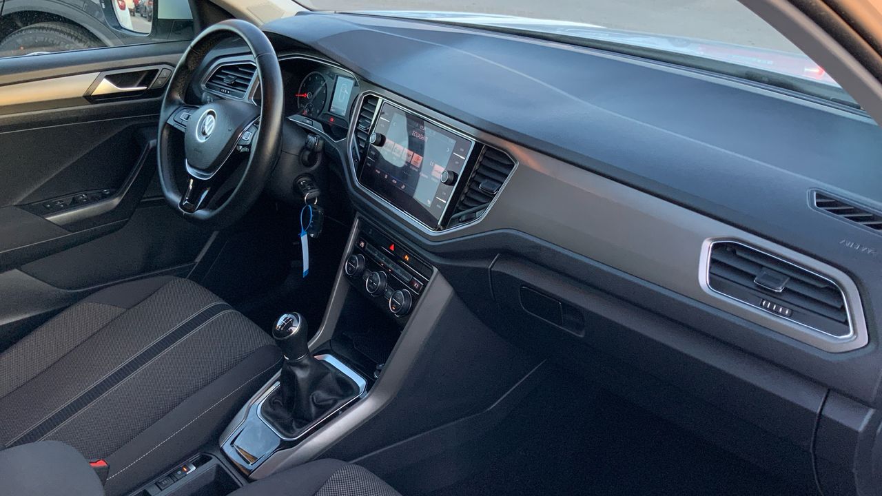 Volkswagen T-Roc 1.0 TSI 85KW ADVANCE 115 5P