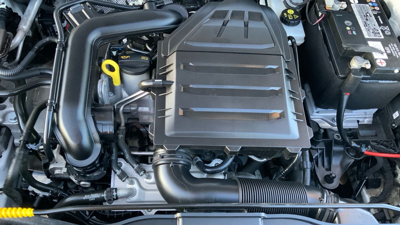 Volkswagen T-Roc 1.0 TSI 85KW ADVANCE 115 5P