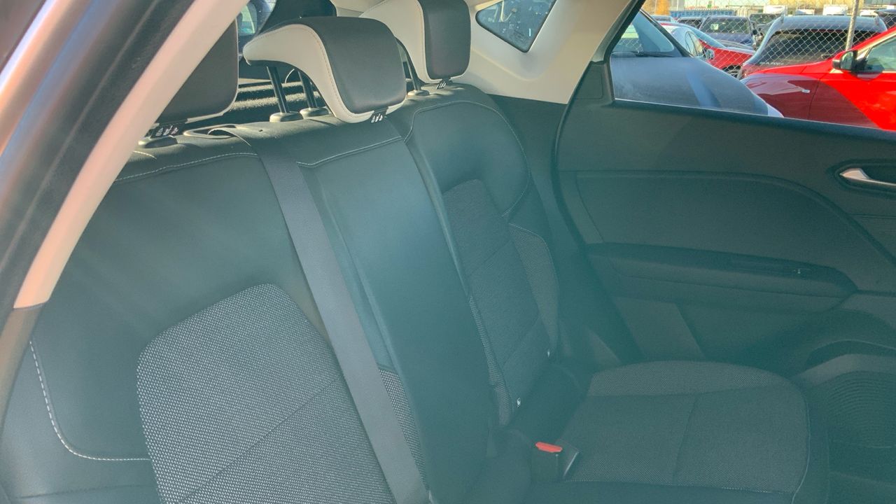 Renault Captur 1.6 E-TECH 145 ZEN 145 5P